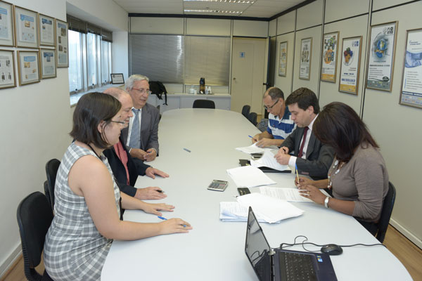 Particulares – Convenção Coletiva de Trabalho é assinada