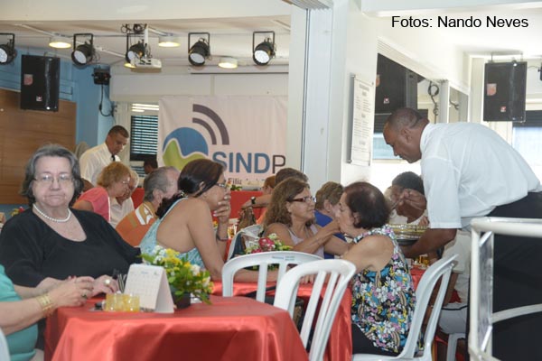 Dia do Aposentado é comemorado com Tarde Musical no Sindpd-RJ