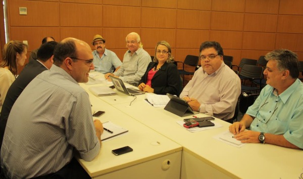 Datamec – Reunião trata de problemas com Plano de Saúde