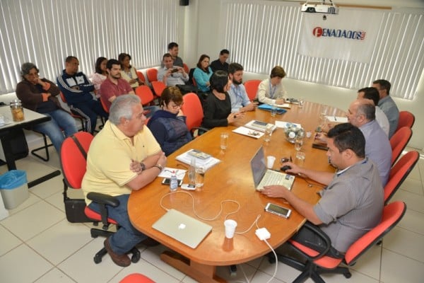 Serpro e Fenadados discutem acordo 2015/2016 do registro de frequência