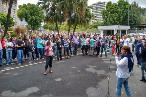 Trabalhadores do Serpro no RJ continuam em greve