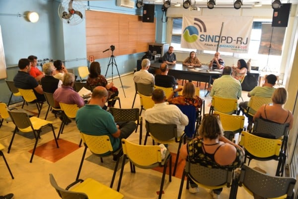 Dataprev: Trabalhadores/as aprovam dissídio
