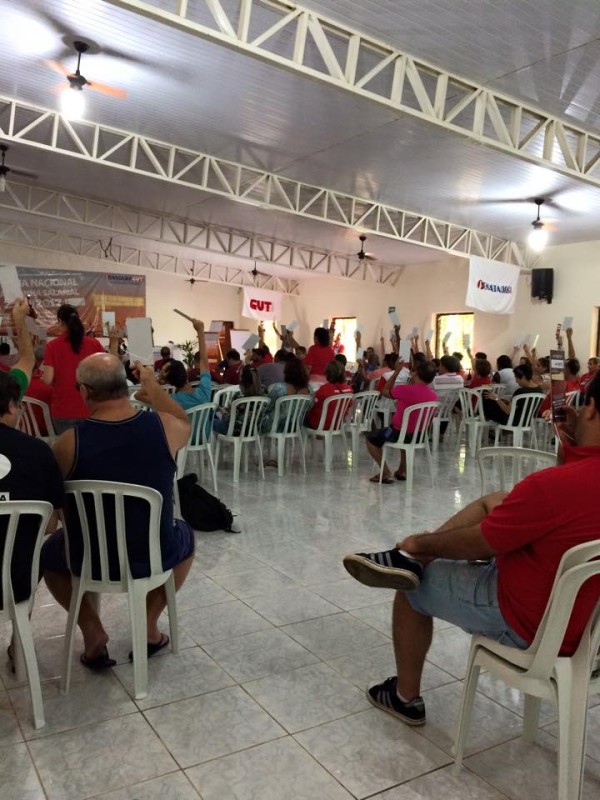 Pautas de reivindicações são aprovadas na Plenária da Fenadados