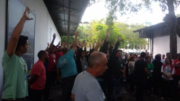 Cobra – Trabalhadores do RJ decidem entrar em greve