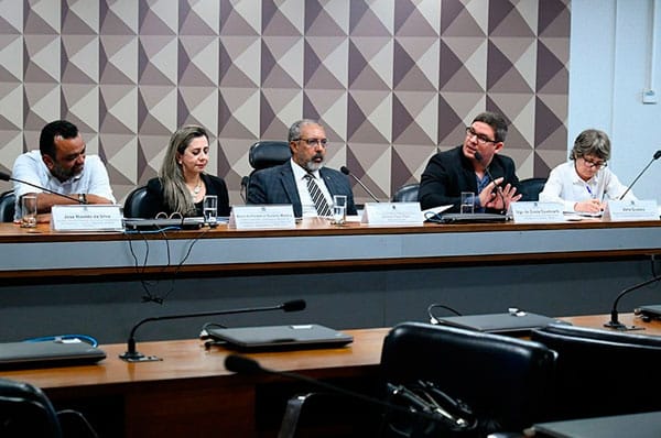 Para debatedores, privatização de empresas de dados coloca em risco a soberania nacional